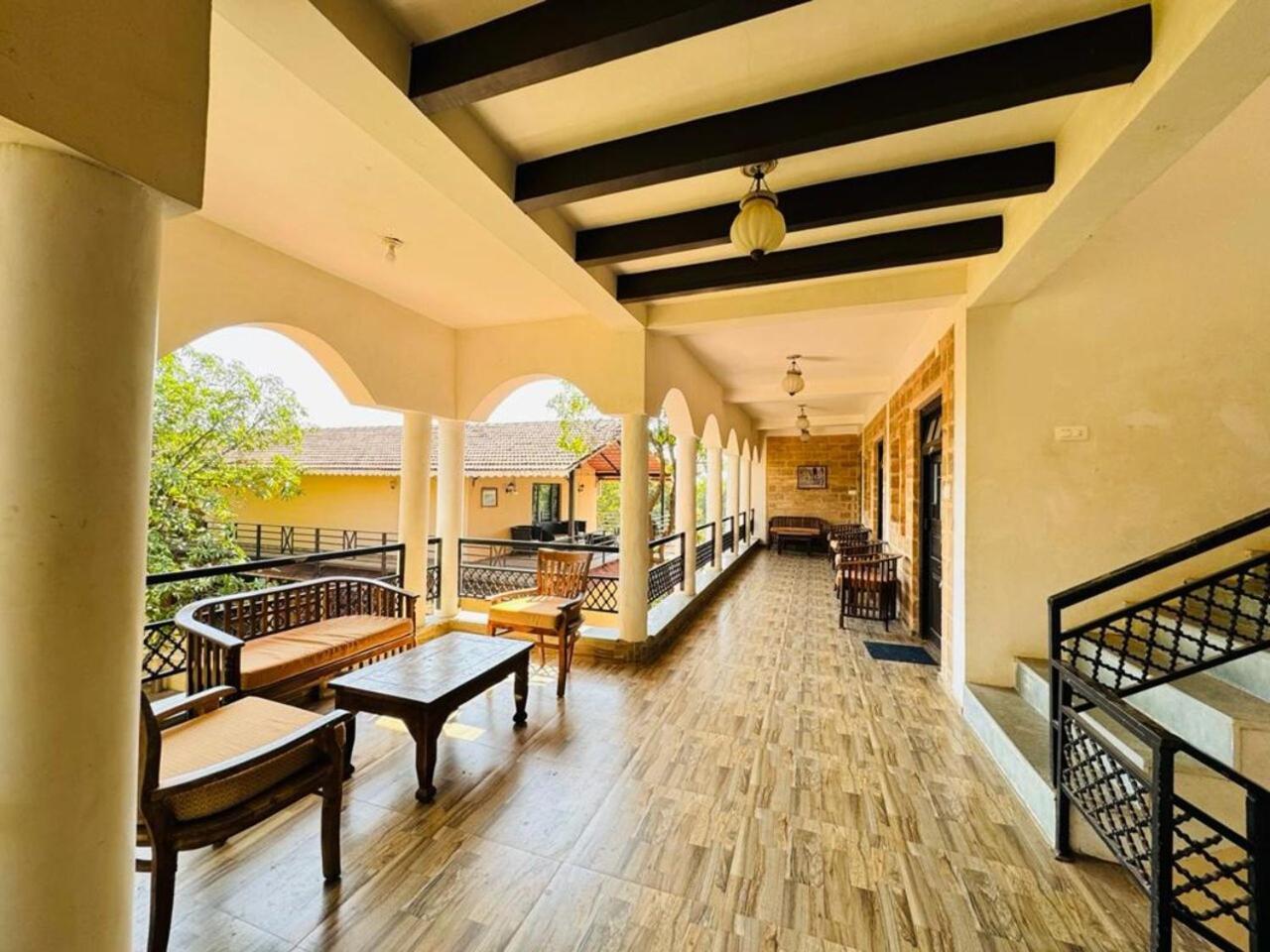 Gir Lions Paw Resort With Swimming Pool Sasan Gir Eksteriør bilde