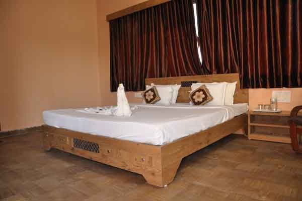 Gir Lions Paw Resort With Swimming Pool Sasan Gir Eksteriør bilde