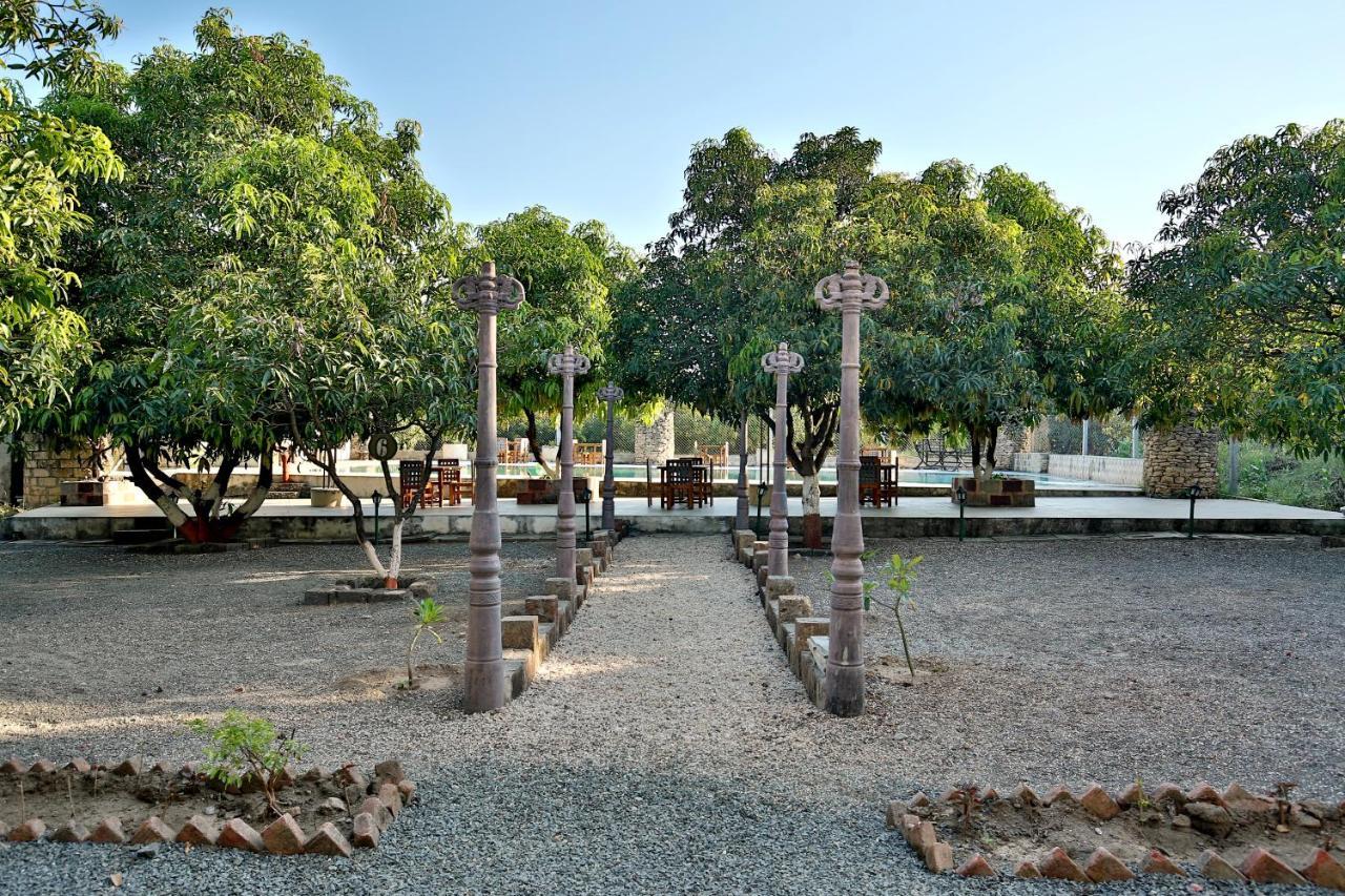 Gir Lions Paw Resort With Swimming Pool Sasan Gir Eksteriør bilde