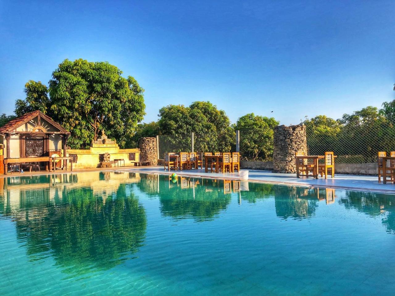 Gir Lions Paw Resort With Swimming Pool Sasan Gir Eksteriør bilde