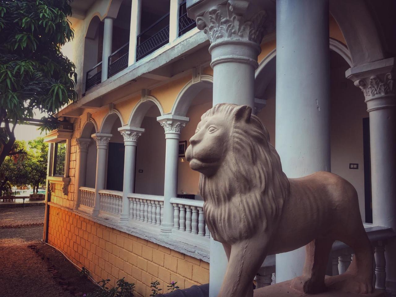Gir Lions Paw Resort With Swimming Pool Sasan Gir Eksteriør bilde